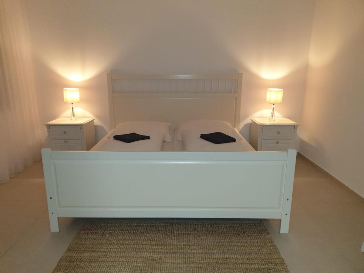 Schöne Wohnung über Wissen Exterior foto