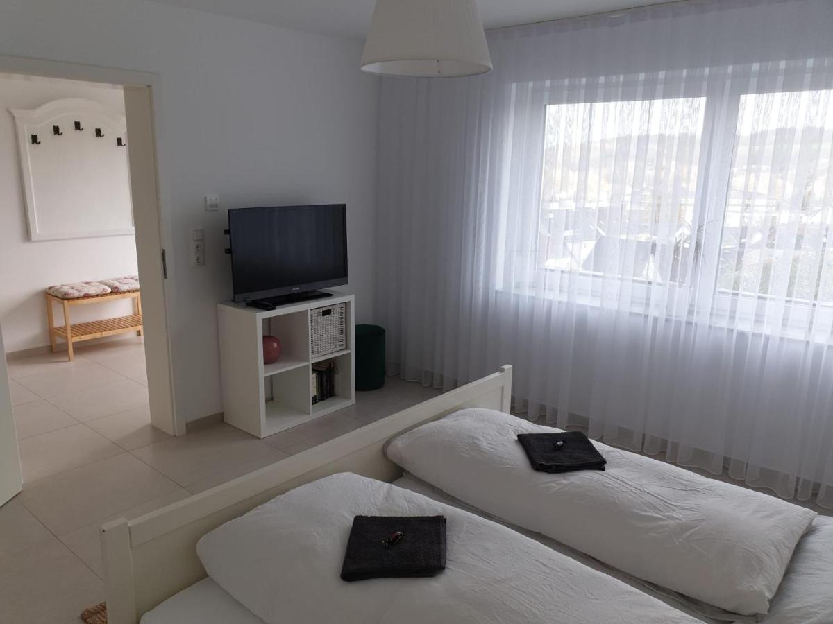 Schöne Wohnung über Wissen Exterior foto